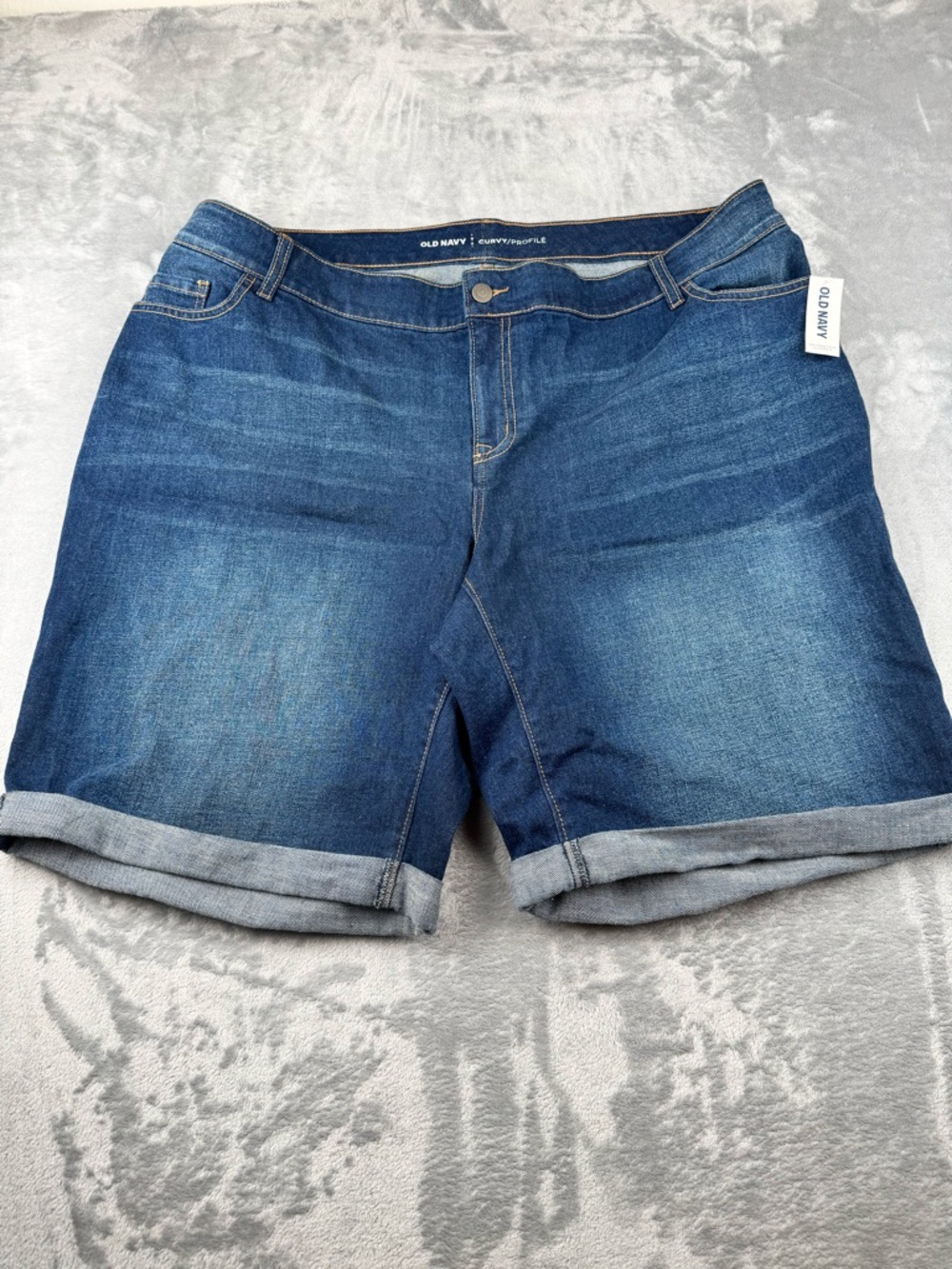 NEW Old Navy Shorts Curvy Bermuda Mojave Denim Women’s Sz 20 Regular Plus Blue